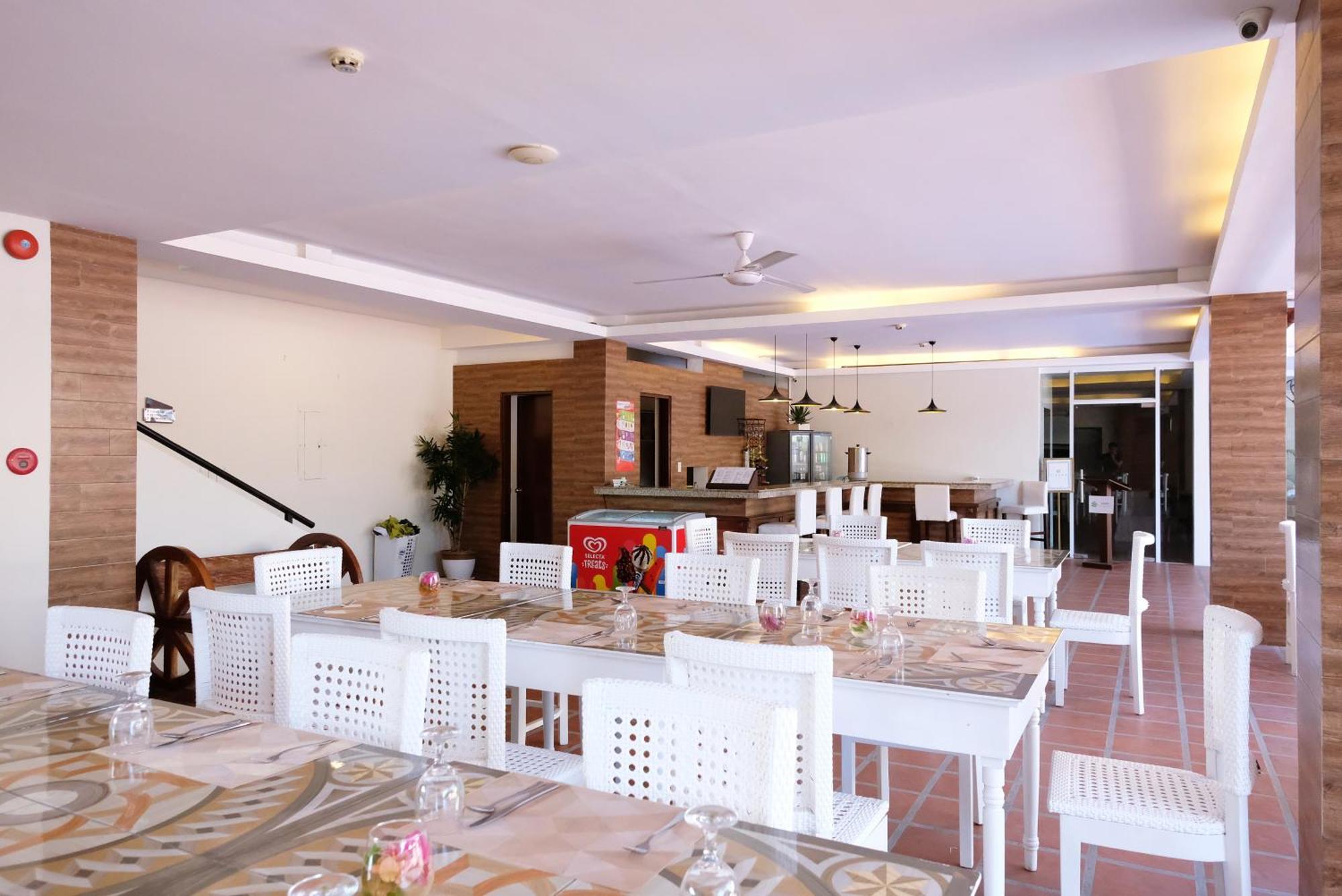 Hotel Dumaguete Dumaguete City Exterior photo